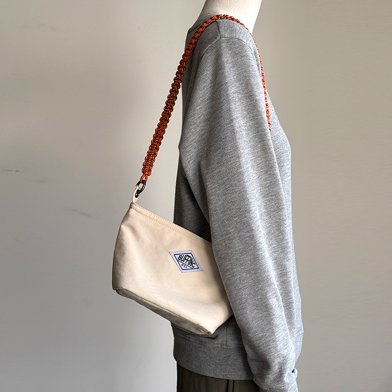 Buffing Off-White Small Crossb - Japanese Outdoor Camping Brand 리뷰 및 가격
